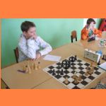 120212_opE_svoboda_hraje_jezdcovku.JPG