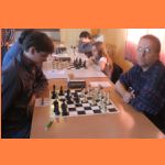 130113_op_smisek_experimentuje_v_zahajeni.JPG