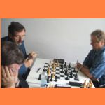 151011_op_slezak_bily_ztrati_figuru.JPG