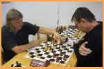 181104_kp2b_hrdina_vezme_druhou_figuru.jpg